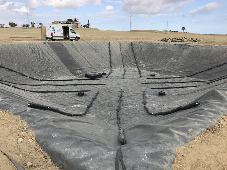 Cubierta flotantes 1400 m2. para finca de cítricos